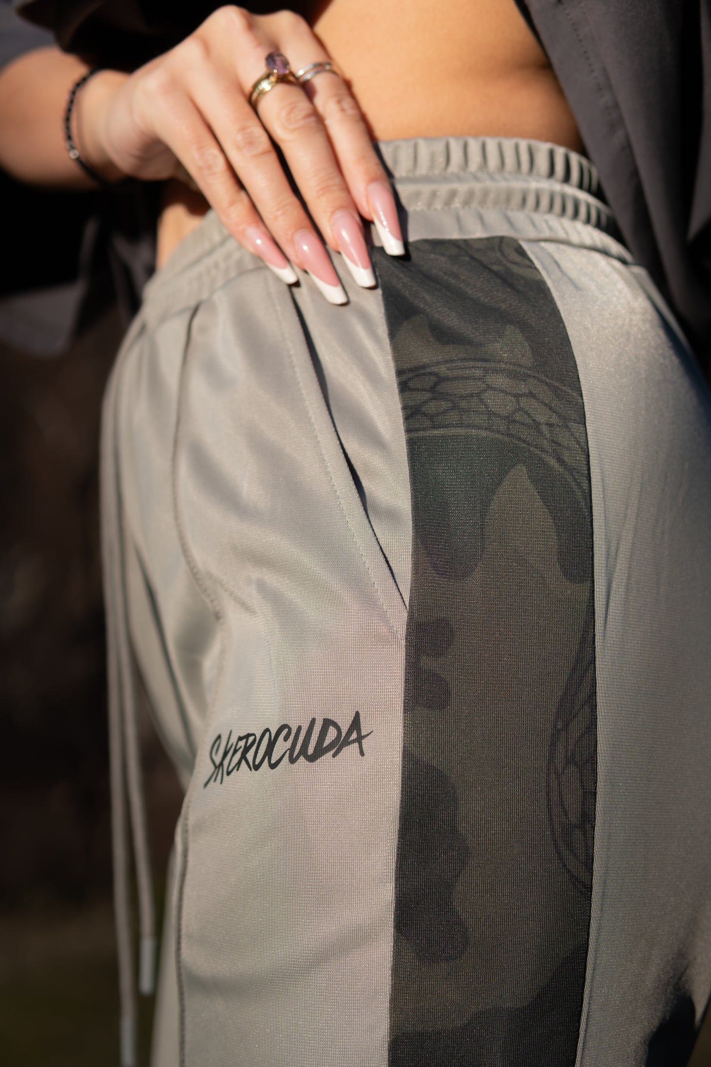 Teplákové kalhoty CEMENT SHARK